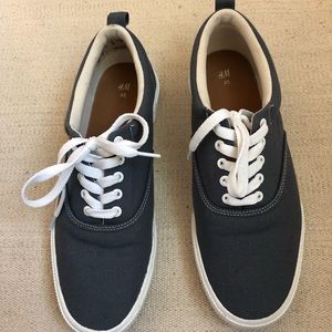 H&M Sneakers. Size 11.5 (45 Euro)